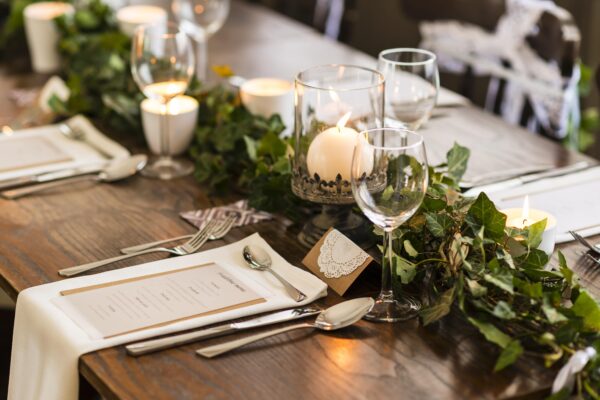 restaurant dinner table