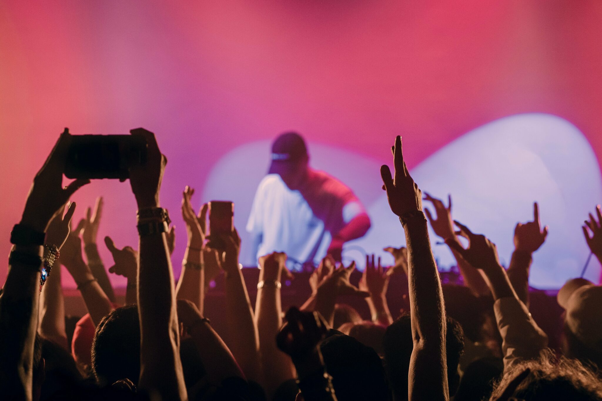 Starting A DJ Business How To Be A DJ In 6 Steps Looka